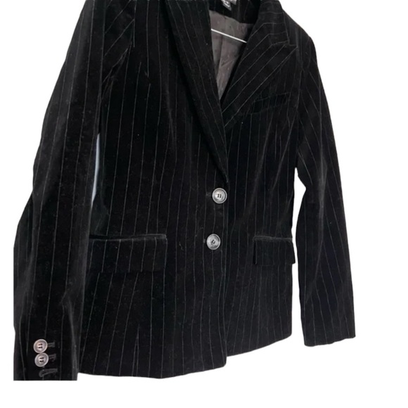 H&M Velvet Pinstriped Blazer - Picture 3 of 13